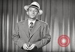 Standbild Bing Crosby United States USA, 1945, aus Sekunde 26 historischem Filmmaterial Videoclip 65675064612