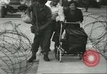 Standbild Zypern Ausschreitungen Zypern, 1956, aus Sekunde 25 historischem Filmmaterial Videoclip 65675064613