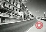Standbild Stirling Moss car racing Sieg Monte Carlo Monaco, 1956, aus Sekunde 23 historischem Filmmaterial Videoclip 65675064618