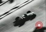 Standbild Stirling Moss car racing Sieg Monte Carlo Monaco, 1956, aus Sekunde 25 historischem Filmmaterial Videoclip 65675064618