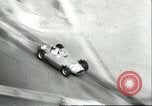 Standbild Stirling Moss car racing Sieg Monte Carlo Monaco, 1956, aus Sekunde 31 historischem Filmmaterial Videoclip 65675064618