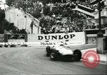 Standbild Stirling Moss car racing Sieg Monte Carlo Monaco, 1956, aus Sekunde 36 historischem Filmmaterial Videoclip 65675064618
