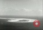 Standbild H Bombe Namu Bikini Atoll Marshallinseln, 1956, aus Sekunde 22 historischem Filmmaterial Videoclip 65675064620
