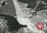 Standbild Rocket sled Test Utah United States USA, 1956, aus Sekunde 6 historischem Filmmaterial Videoclip 65675064621