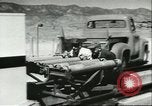 Standbild Rocket sled Test Utah United States USA, 1956, aus Sekunde 14 historischem Filmmaterial Videoclip 65675064621