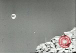 Standbild Rocket sled Test Utah United States USA, 1956, aus Sekunde 40 historischem Filmmaterial Videoclip 65675064621