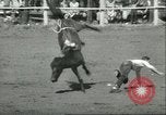 Standbild Teenager Rodeo Wettbewerb Oregon United States USA, 1956, aus Sekunde 16 historischem Filmmaterial Videoclip 65675064624