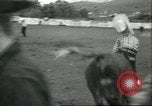 Standbild Teenager Rodeo Wettbewerb Oregon United States USA, 1956, aus Sekunde 28 historischem Filmmaterial Videoclip 65675064624