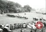 Standbild Queen Elizabeth Surrey England, 1956, aus Sekunde 40 historischem Filmmaterial Videoclip 65675064628