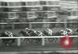 Standbild Queen Elizabeth Surrey England, 1956, aus Sekunde 54 historischem Filmmaterial Videoclip 65675064628