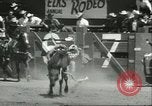 Immagine di Xiii annuale della Elk Rodeo Santa Maria California USA, 1956, secondo 26 filmato di repertorio 65675064629