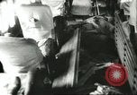 Standbild Ungarische Schüler entführten Flugzeug Deutschland, 1956, aus Sekunde 24 historischem Filmmaterial Videoclip 65675064630