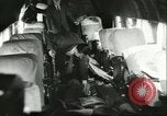 Standbild Ungarische Schüler entführten Flugzeug Deutschland, 1956, aus Sekunde 36 historischem Filmmaterial Videoclip 65675064630