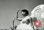 Standbild Miss Universe contest Long Beach California USA, 1956, aus Sekunde 49 historischem Filmmaterial Videoclip 65675064632