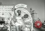 Standbild Miss Universe contest Long Beach California USA, 1956, aus Sekunde 52 historischem Filmmaterial Videoclip 65675064632