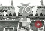 Standbild Heer und Vrow Reeffer Holland Niederlande, 1956, aus Sekunde 3 historischem Filmmaterial Videoclip 65675064633