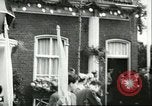 Standbild Heer und Vrow Reeffer Holland Niederlande, 1956, aus Sekunde 5 historischem Filmmaterial Videoclip 65675064633