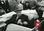 Standbild Heer und Vrow Reeffer Holland Niederlande, 1956, aus Sekunde 13 historischem Filmmaterial Videoclip 65675064633