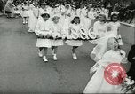 Standbild Heer und Vrow Reeffer Holland Niederlande, 1956, aus Sekunde 15 historischem Filmmaterial Videoclip 65675064633