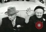 Standbild Heer und Vrow Reeffer Holland Niederlande, 1956, aus Sekunde 20 historischem Filmmaterial Videoclip 65675064633