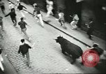 Standbild Fest des San Fermin Pamplona Spanien, 1956, aus Sekunde 7 historischem Filmmaterial Videoclip 65675064636