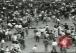 Standbild Fest des San Fermin Pamplona Spanien, 1956, aus Sekunde 32 historischem Filmmaterial Videoclip 65675064636