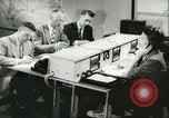 Standbild Betrieb Alert nuklearen Angriffs Bereitschaft bohren Washington DC USA, 1956, aus Sekunde 19 historischem Filmmaterial Videoclip 65675064638