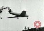 Standbild F-86 Sabre Kampfflugzeuge Japan, 1956, aus Sekunde 8 historischem Filmmaterial Videoclip 65675064639