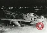 Standbild F-86 Sabre Kampfflugzeuge Japan, 1956, aus Sekunde 21 historischem Filmmaterial Videoclip 65675064639