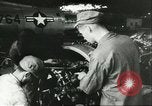 Standbild F-86 Sabre Kampfflugzeuge Japan, 1956, aus Sekunde 26 historischem Filmmaterial Videoclip 65675064639
