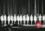 Standbild Miss Universe Schönheitswettbewerb California United States USA, 1956, aus Sekunde 8 historischem Filmmaterial Videoclip 65675064640