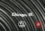 Standbild Auto und Motorrad Stunt Show Chicago Illinois USA, 1956, aus Sekunde 4 historischem Filmmaterial Videoclip 65675064641