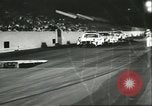 Standbild Auto und Motorrad Stunt Show Chicago Illinois USA, 1956, aus Sekunde 47 historischem Filmmaterial Videoclip 65675064641