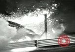 Standbild Auto und Motorrad Stunt Show Chicago Illinois USA, 1956, aus Sekunde 58 historischem Filmmaterial Videoclip 65675064641
