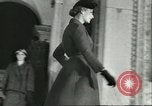 Image Défilé Italie, 1956, de la seconde 31 séquences d'archives historiques vidéo 65675064645