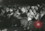 Image Défilé Italie, 1956, de la seconde 39 séquences d'archives historiques vidéo 65675064645