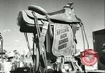 Standbild 8 National High School Meisterschafts Rodeo Reno Nevada USA, 1956, aus Sekunde 11 historischem Filmmaterial Videoclip 65675064652