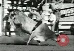 Standbild 8 National High School Meisterschafts Rodeo Reno Nevada USA, 1956, aus Sekunde 37 historischem Filmmaterial Videoclip 65675064652