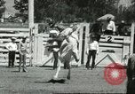 Standbild 8 National High School Meisterschafts Rodeo Reno Nevada USA, 1956, aus Sekunde 52 historischem Filmmaterial Videoclip 65675064652