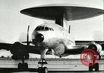 Standbild Flying Saucer Radar Flugzeug California United States USA, 1956, aus Sekunde 15 historischem Filmmaterial Videoclip 65675064654
