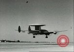 Standbild Flying Saucer Radar Flugzeug California United States USA, 1956, aus Sekunde 32 historischem Filmmaterial Videoclip 65675064654