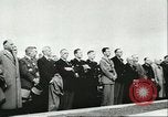 Standbild 14 Jahrestag von Dieppe Raid Frankreich, 1956, aus Sekunde 10 historischem Filmmaterial Videoclip 65675064655