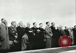 Standbild 14 Jahrestag von Dieppe Raid Frankreich, 1956, aus Sekunde 11 historischem Filmmaterial Videoclip 65675064655