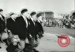 Standbild 14 Jahrestag von Dieppe Raid Frankreich, 1956, aus Sekunde 31 historischem Filmmaterial Videoclip 65675064655