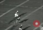 Standbild Fußballspiel California United States USA, 1956, aus Sekunde 9 historischem Filmmaterial Videoclip 65675064657