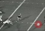Standbild Fußballspiel California United States USA, 1956, aus Sekunde 12 historischem Filmmaterial Videoclip 65675064657