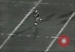 Standbild Fußballspiel California United States USA, 1956, aus Sekunde 43 historischem Filmmaterial Videoclip 65675064657