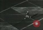 Standbild Fußballspiel California United States USA, 1956, aus Sekunde 47 historischem Filmmaterial Videoclip 65675064657