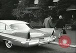 Standbild 1950Winter Mode in Amerika Bear Mountain New York USA, 1956, aus Sekunde 13 historischem Filmmaterial Videoclip 65675064662