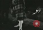 Standbild 1950Winter Mode in Amerika Bear Mountain New York USA, 1956, aus Sekunde 21 historischem Filmmaterial Videoclip 65675064662